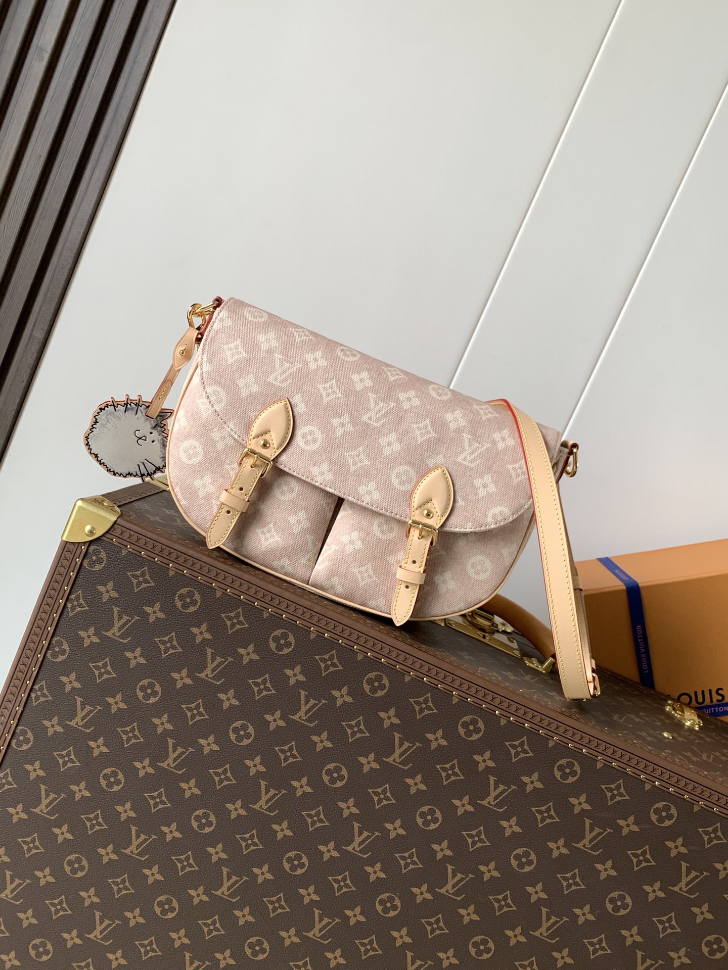 Louis Vuitton LV Classic Handbag Monogram Empreinte Crossbody Strap Elegant Look New Arrival